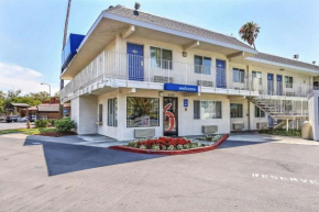 Гостиница Motel 6-Pleasanton, CA  Плизантон